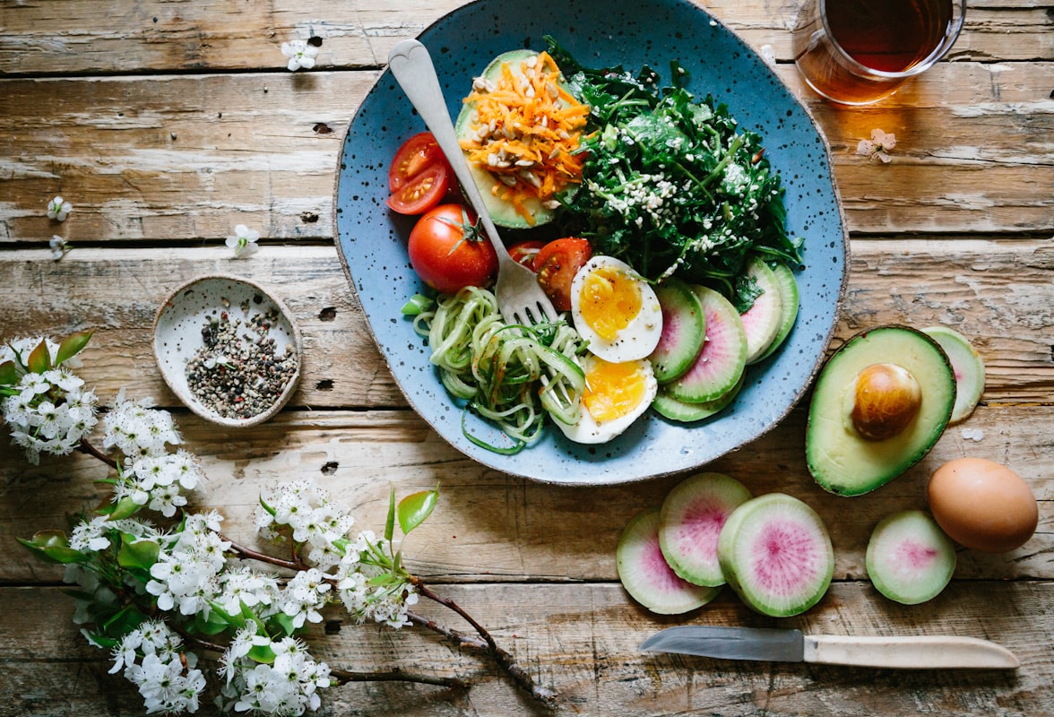 Balanced meal prep containers